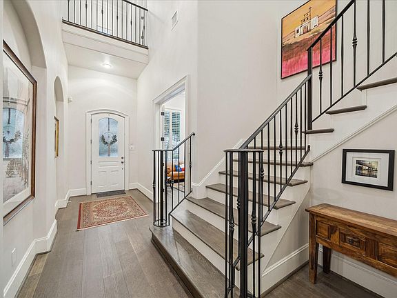 3rd image of 6424 Rutgers Ave