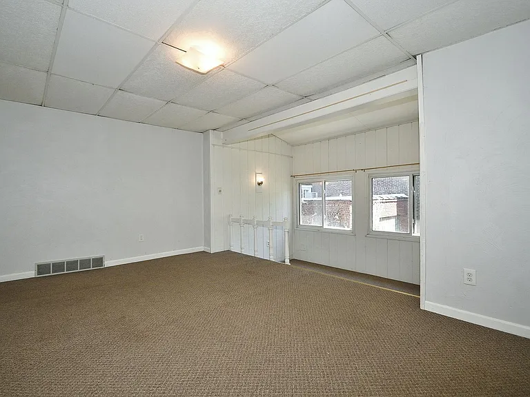 1606 Bingham St — Photo 18