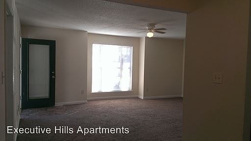 3rd image of 1601 Sparkman Dr NW APT 208