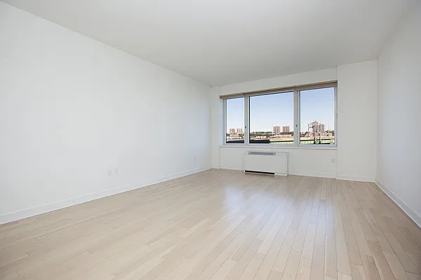 Rented by Modern Spaces | media 7