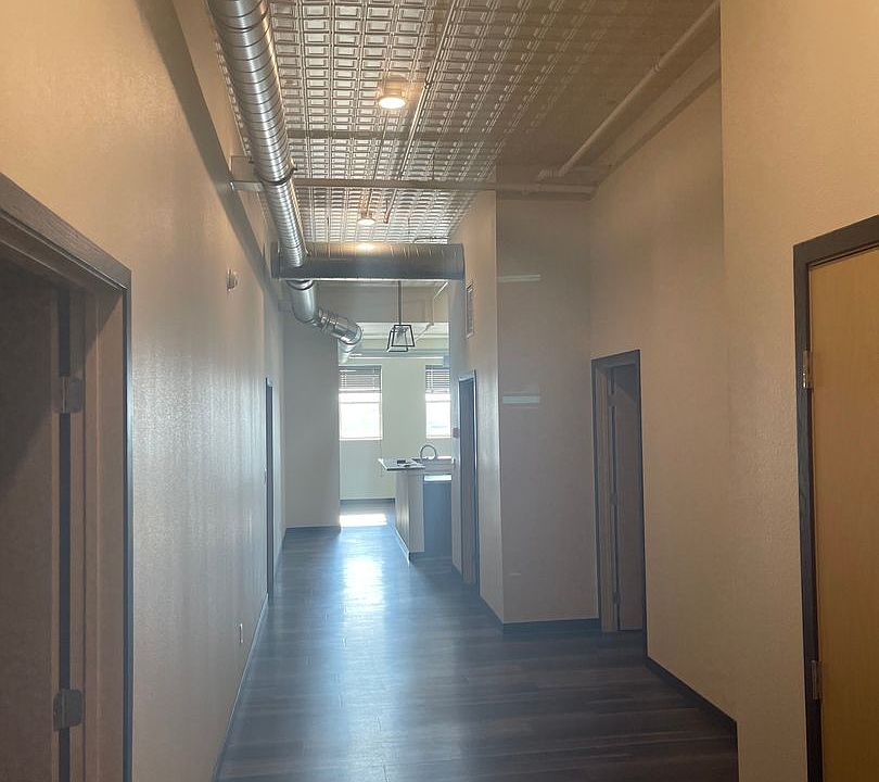 1st image of 843 Washington Ave #212
