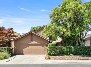 529 Oakbrook Dr, Modesto, CA