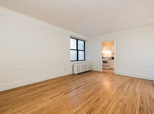 72-34 Austin St #B2, Forest Hills, NY 11375
