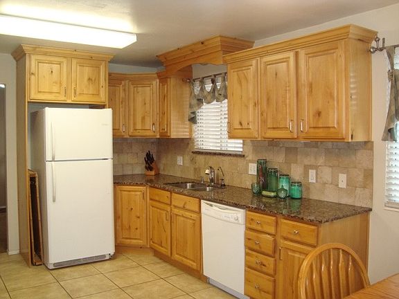 Great new countertops in the kitchen!