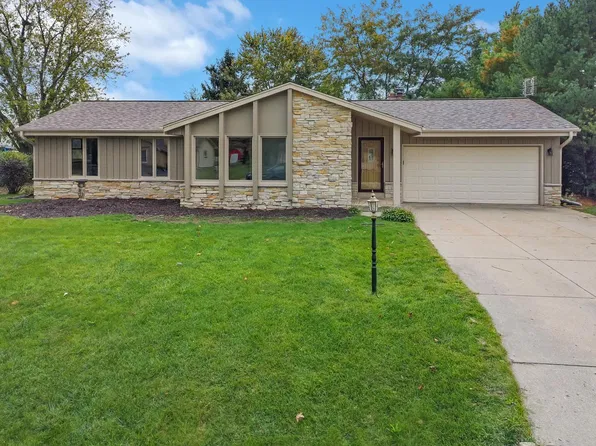707 Old Prospectors TRAIL, Eagle, WI 53119