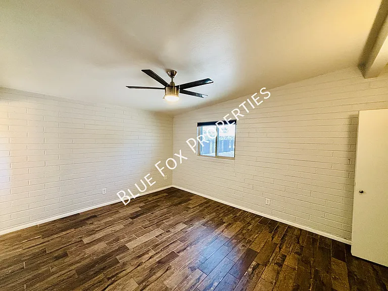 4355 E Glenn St — Photo 8