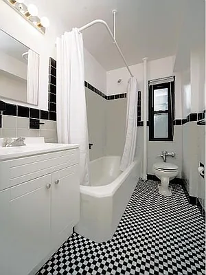 Rented by Bank Neary | media 5