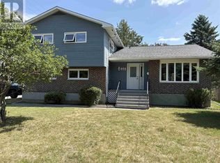 952 Russell Bay, Fort Frances, ON P9A 3N9