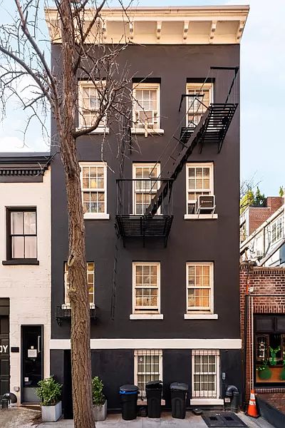 1st image of 32 Jane St #1
