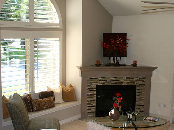 New tiled gas fireplace!