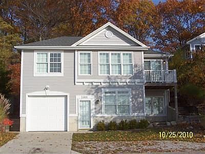 1st image of 1411 S Lake St