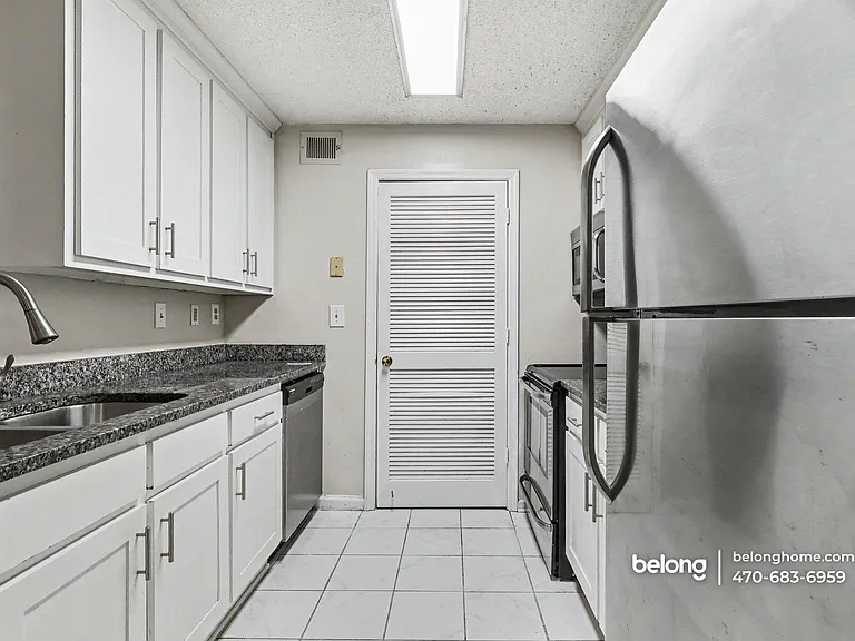 319 Granville Ct — Photo 18