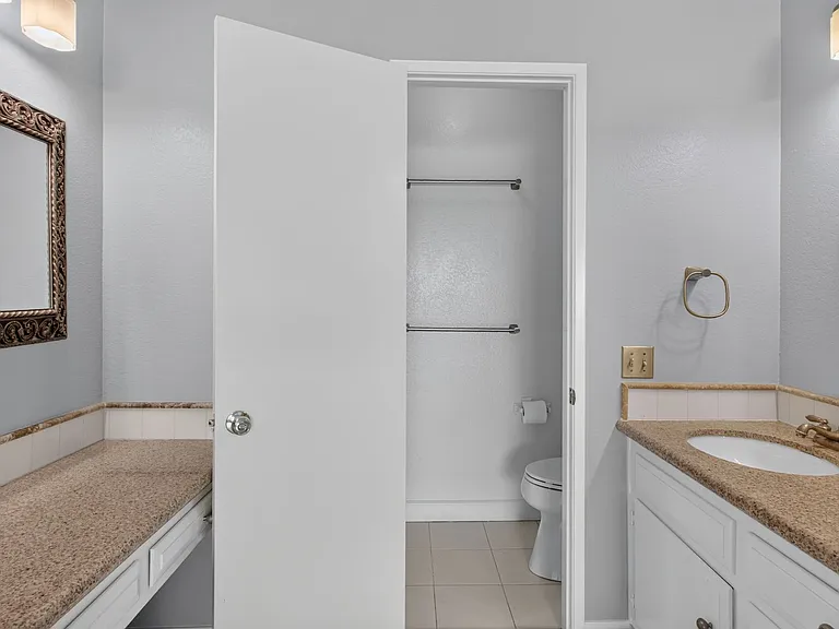 2372 Apple Tree Dr — Photo 15