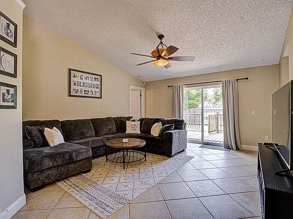 4th image of 1408 Golf Ave
