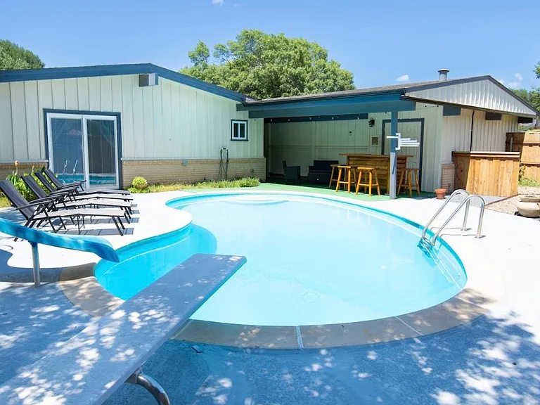 4 Rockcliff Cir — Photo 10