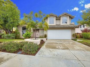 601 Cantara Ln, Vista, CA 92081
