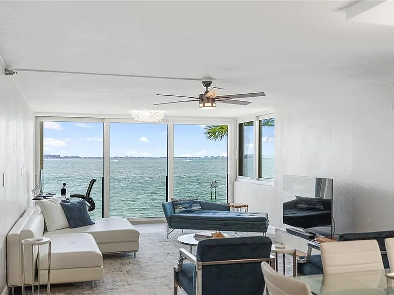 97 Sunset Dr #201 — Photo 12