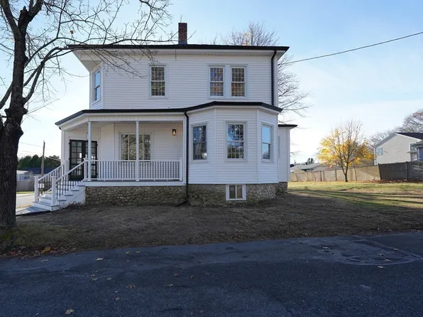 21 Gifford Ave, Dartmouth, MA 02747