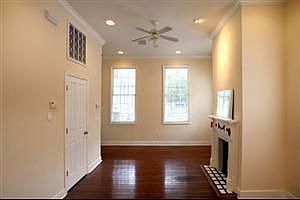 4th image of 305 E 32nd St APT B