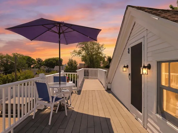 15 Cottage Street UNIT 8, Provincetown, MA 02657