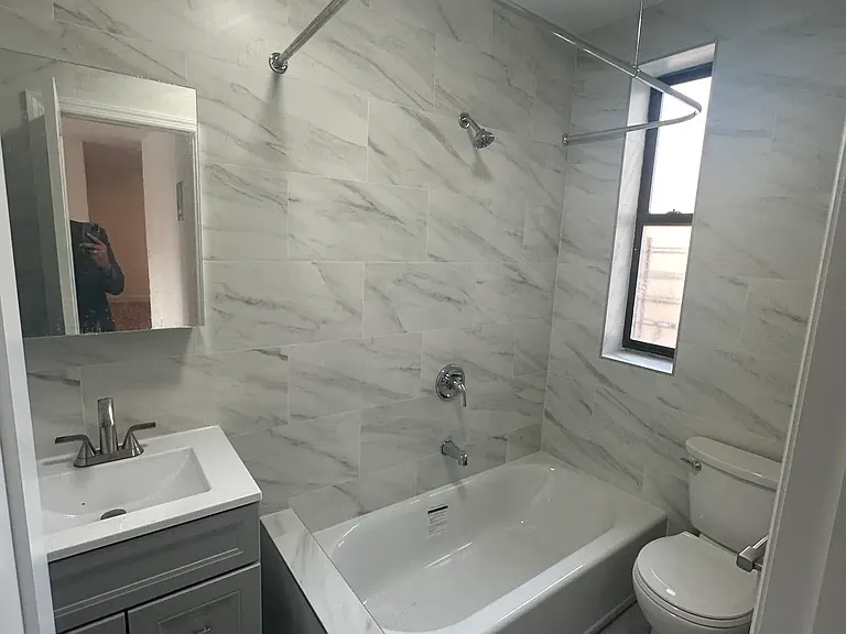 3510 Bainbridge Ave #44C — Photo 7
