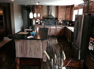 5490 Snowy Water Ln NW, Williston, ND 58801