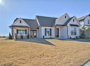 4216 Windstone Dr, Norman, OK 73072