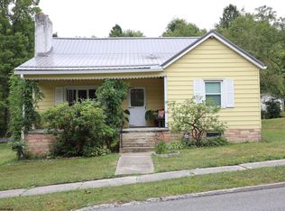 113 Heavner Ave, Elkins, WV 26241