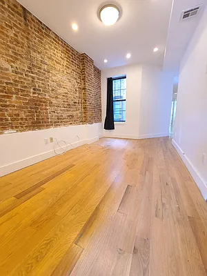 Rented by Cheskel Meisels, LREB | media 12