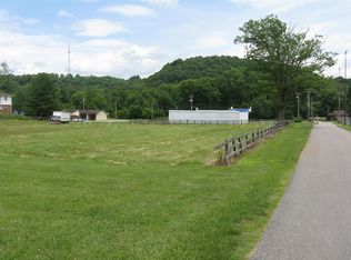 10 Castle Village Dr, Brodhead, KY 40409