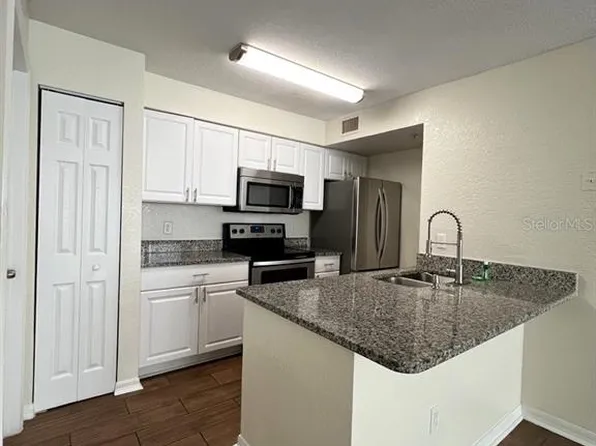 2214 Grand Cayman Ct, Kissimmee, FL