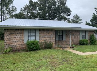 419 John White Rd, Defuniak Springs, FL 32435