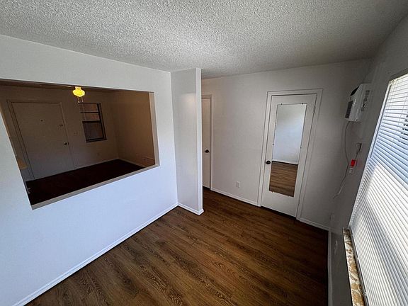 4th image of 1021 SE Monterey Road #1-43