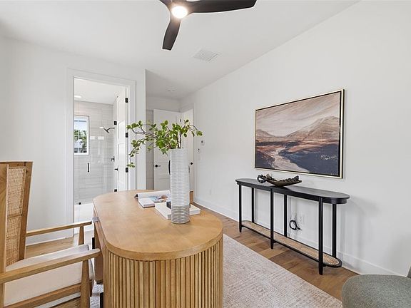 5th image of 407 S ALBANY AVENUE #2