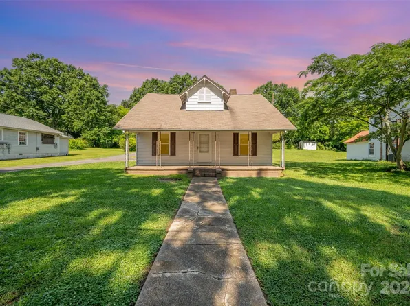 1554 Barringer St, Mount Pleasant, NC 28124