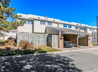 590 Millbank Dr #12, London, ON N6E 2H2