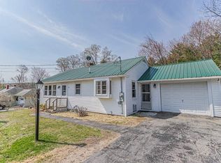 28 Sunset Ave, Wilton, ME 04294