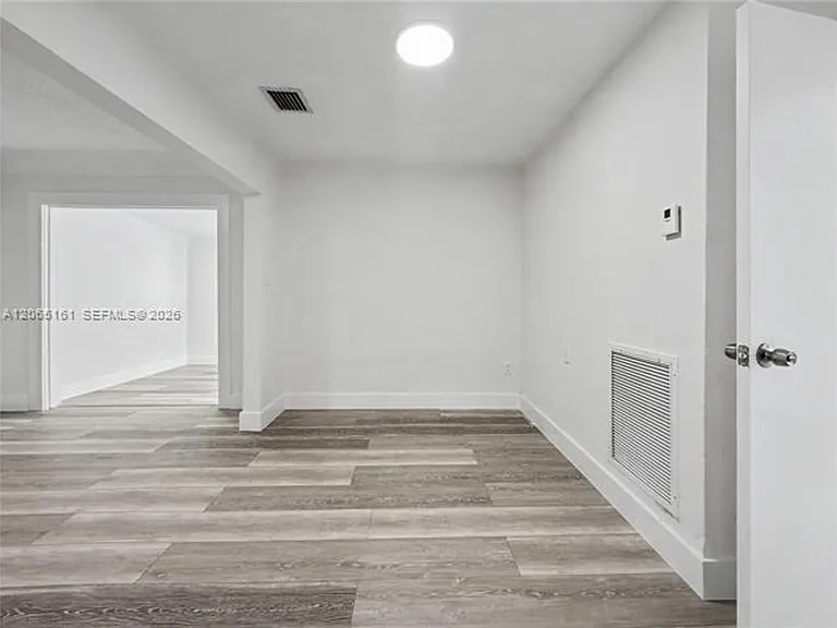 228 NW 39th St #228 — Photo 11
