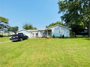 840 E McCracken Ave, Hoopeston, IL 60942