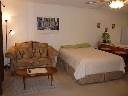 4th image of 355 Kalanianaole St #228