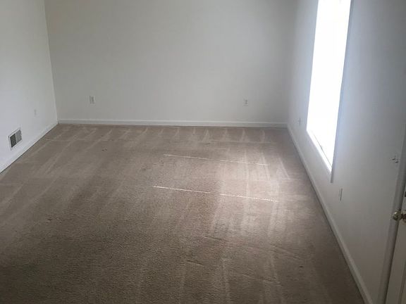 5th image of 1001 Walnut Ave #65