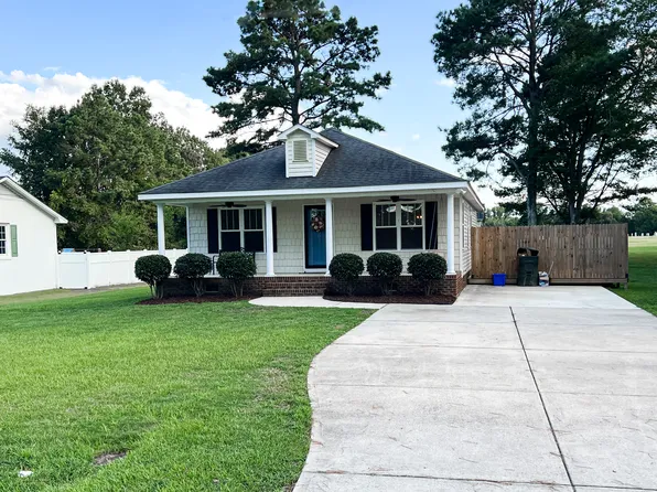 302 N Pearl, Youngsville, NC 27596