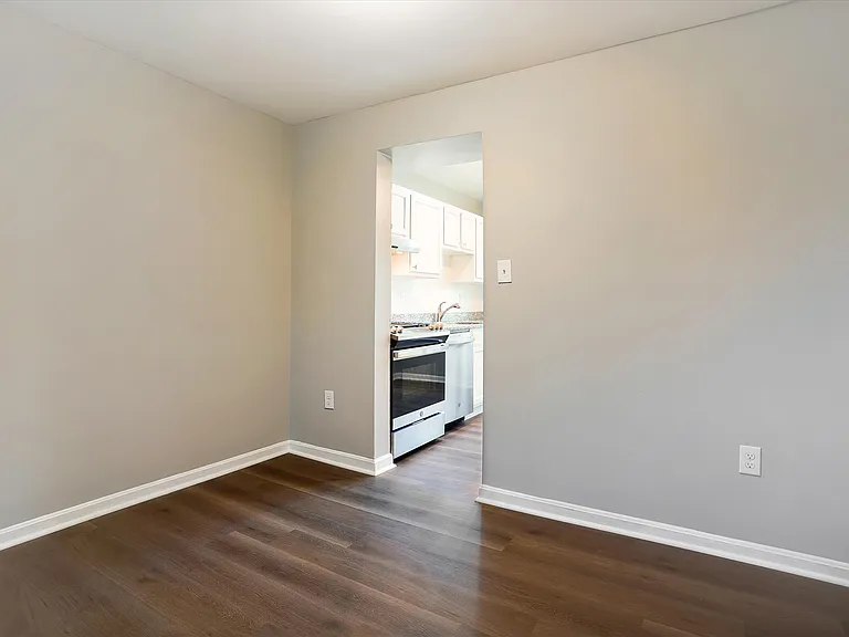 9202 Sprucewood Rd — Photo 8