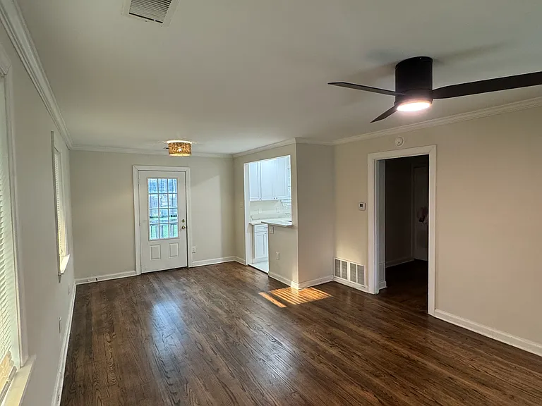 4816 Spottswood Ave — Photo 2