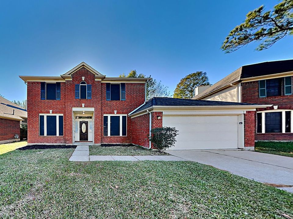 1st image of 4926 Heritage Plains Dr