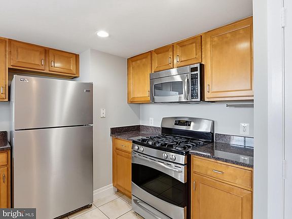 3rd image of 414 Water St Unit 2805