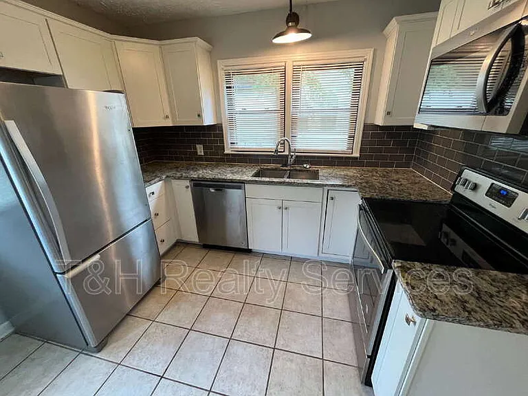 5315 Norwaldo Ave — Photo 8