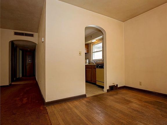 5th image of 471 11th St