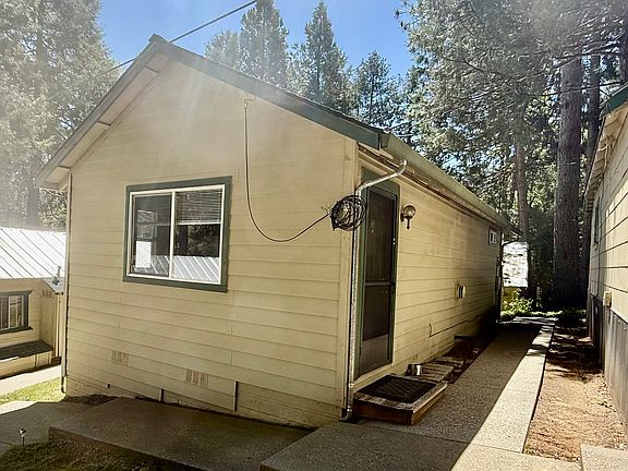 2nd image of 347 Nile St #13