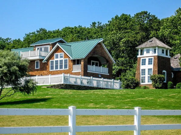https://photos.zillowstatic.com/fp/6fd5fc82ee67996ec5e5406fd49275ff-p_e.webp